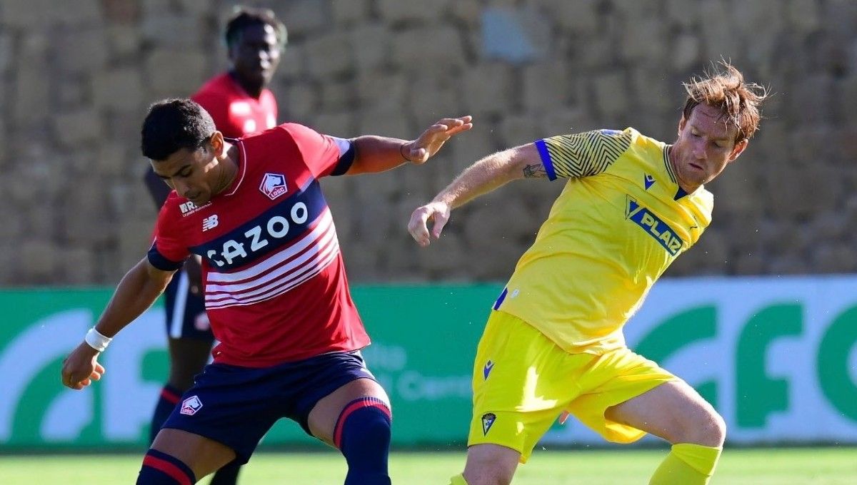 La falta de pegada condena al Cádiz ante el Lille en un bronco partido (0-1)