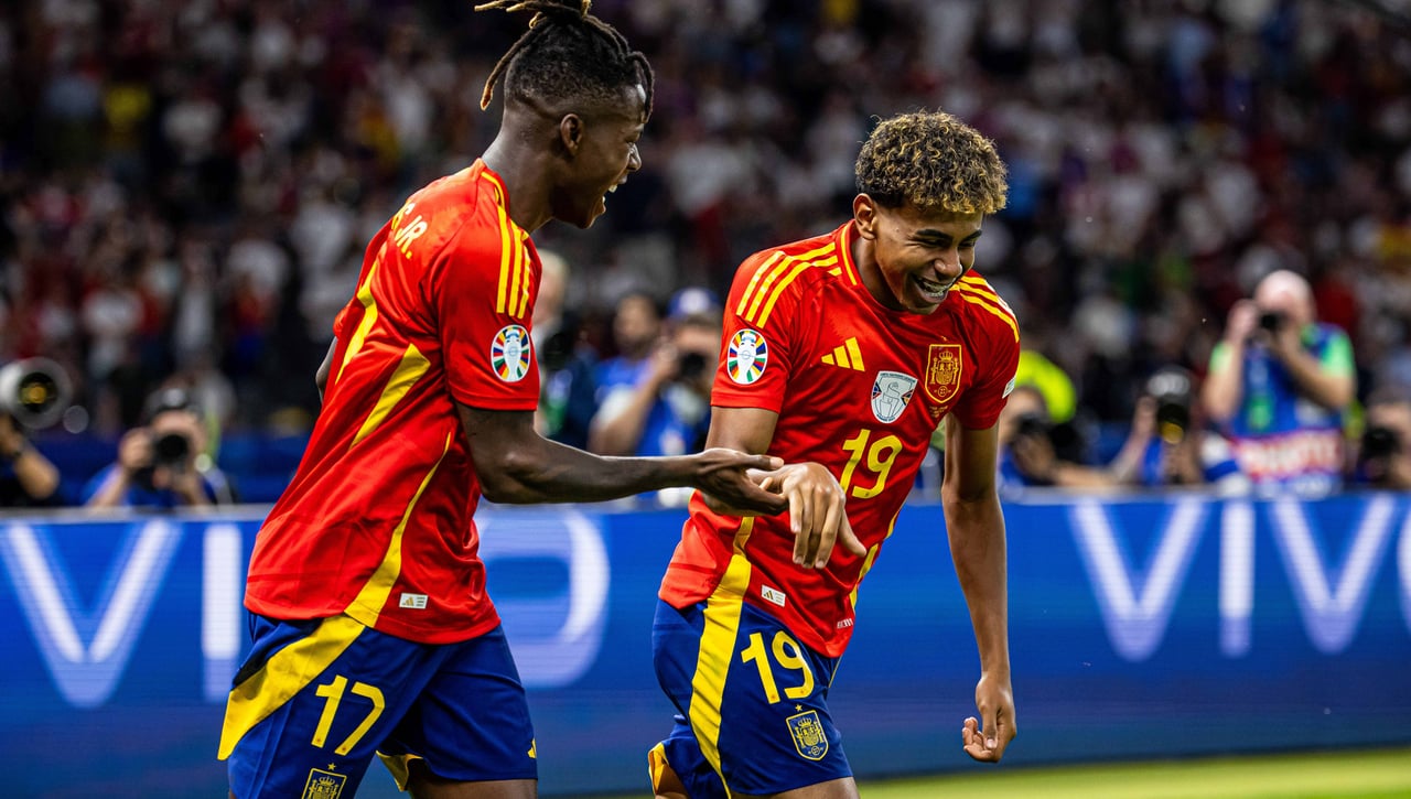 Nico Williams alucina con Lamine Yamal