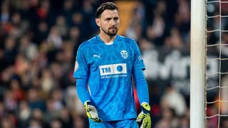 El enfado del Valencia con Dimitrievski: le exigirán explicaciones