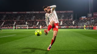 Arnau Martínez causa baja en Copa por un proceso febril y el Girona viaja a Ourense muy condicionado
