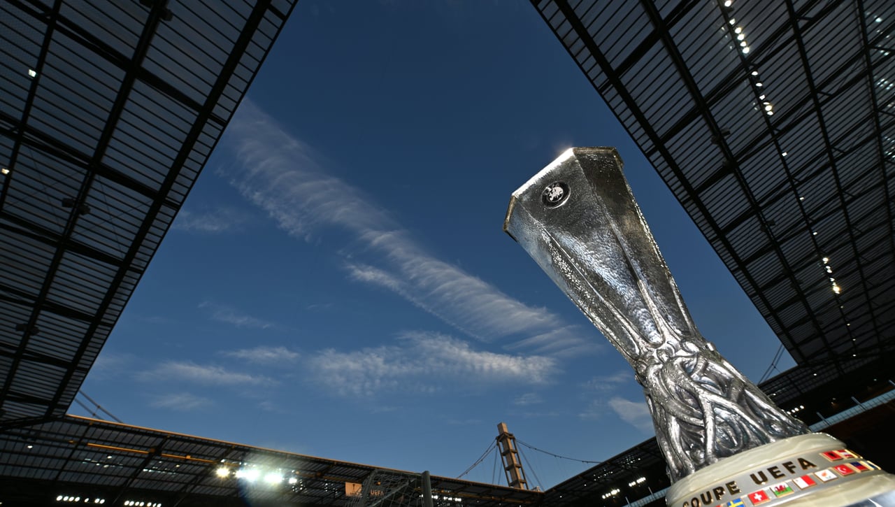  El luto por Isabel II interrumpe la Europa League