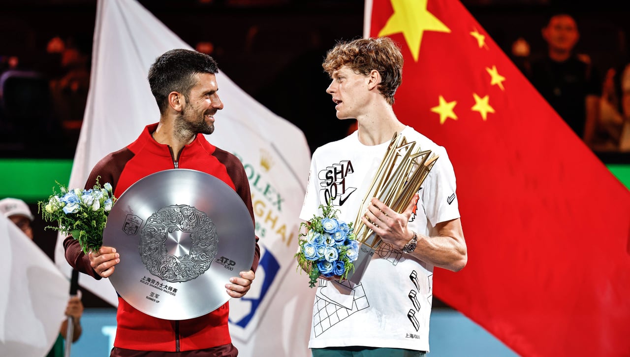 El nexo de unión entre Novak Djokovic y Jannik Sinner pone en aprietos a Carlos Alcaraz