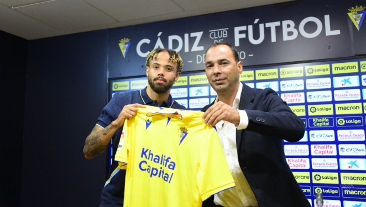 Las primeras palabras de Bongonda como nuevo jugador del Cádiz
