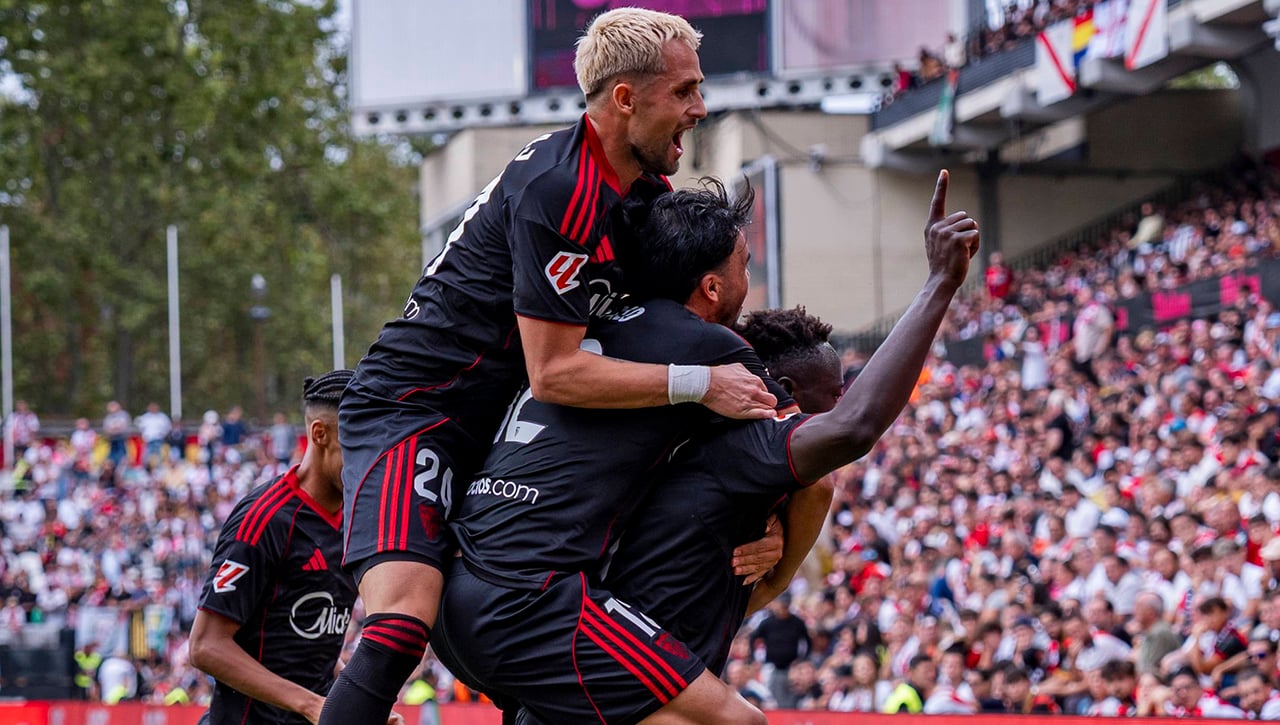 El Sevilla de Almeyda sube al podio con Barça y Real Madrid