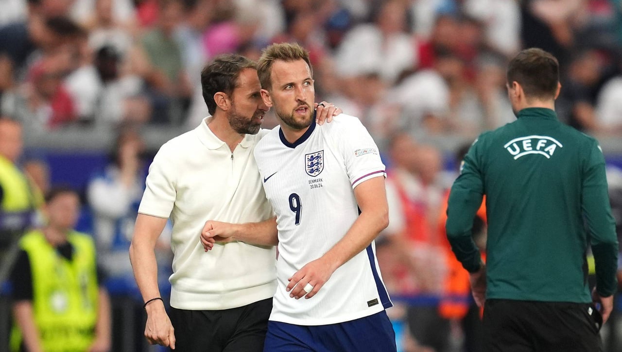 Kane los reúne y saltan chispas