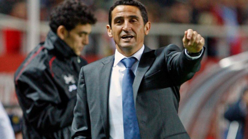 Manolo Jiménez encuentra nuevo equipo, pero no como entrenador