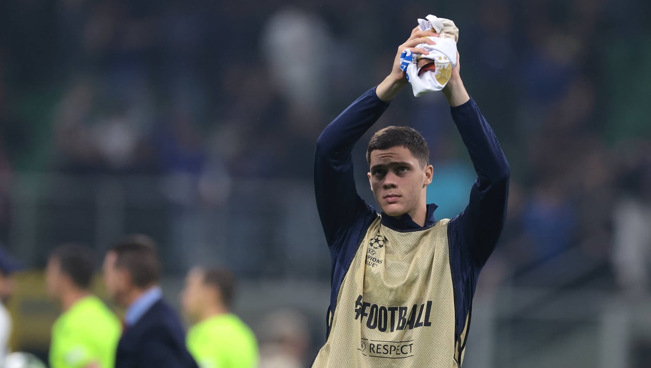 El Almería apuesta por un central de futuro