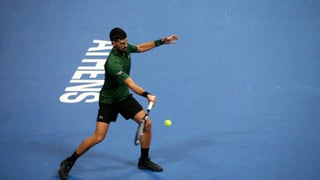 Djokovic hace de Atenas su jardín para optar a ser su primer campeón