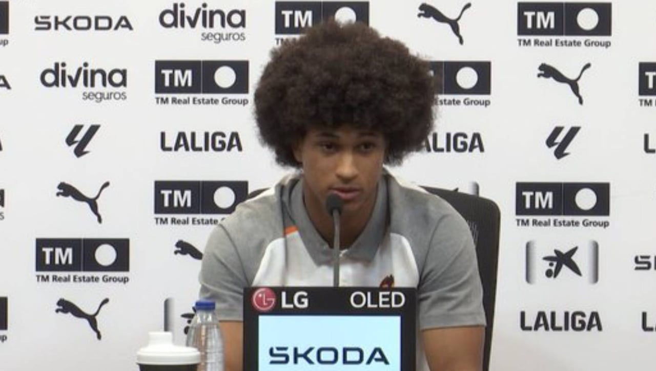 La promesa de Peter Federico en su presentación con el Valencia