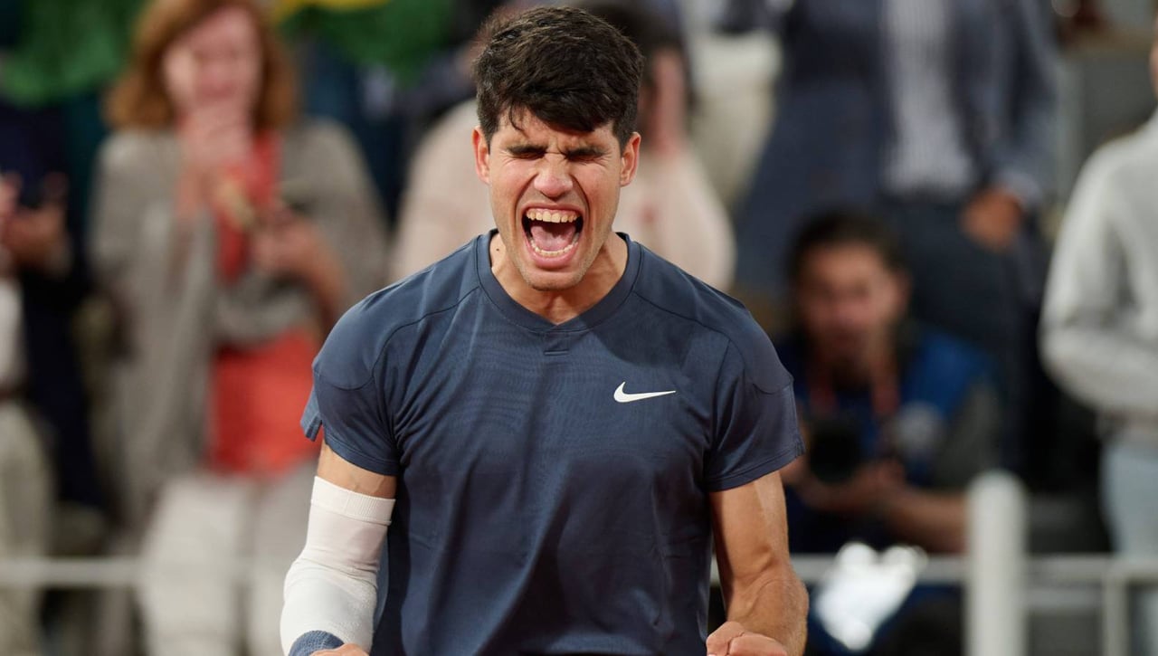 Carlos Alcaraz alza la voz en Roland Garros contra Tsitsipas