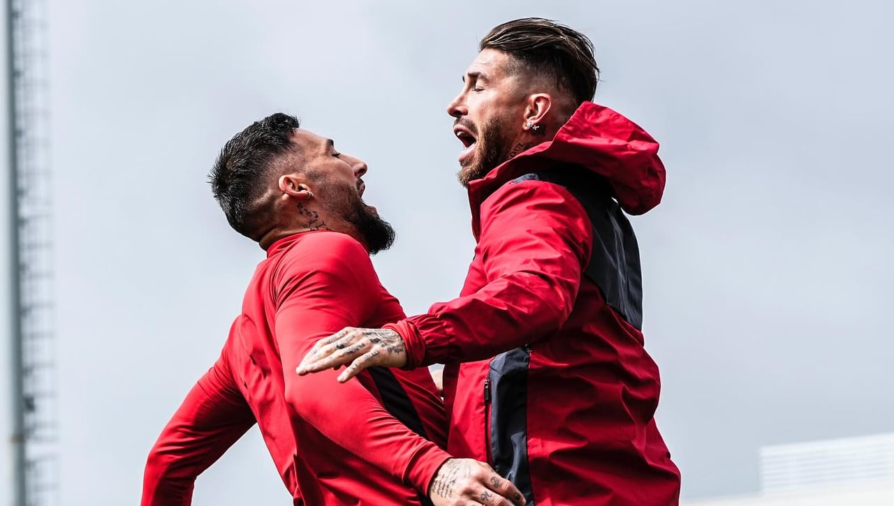 Reconciliación en la vuelta al trabajo de un Sevilla con cinco ausencias