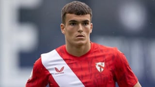 Definido el futuro inmediato de Iker Muñoz, con LaLiga Hypermotion atenta