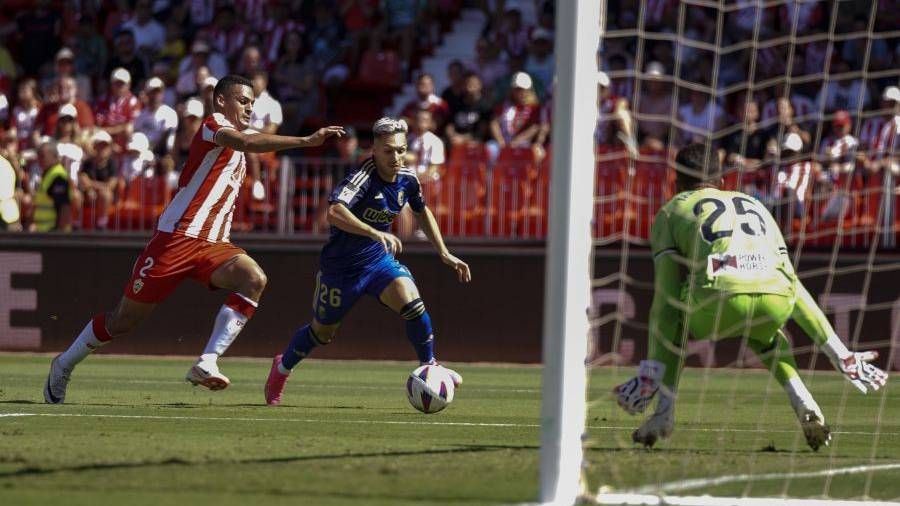 Almería - Granada: Derbi de locura en el Power Horse Stadium... con el triste final de Luis Suárez