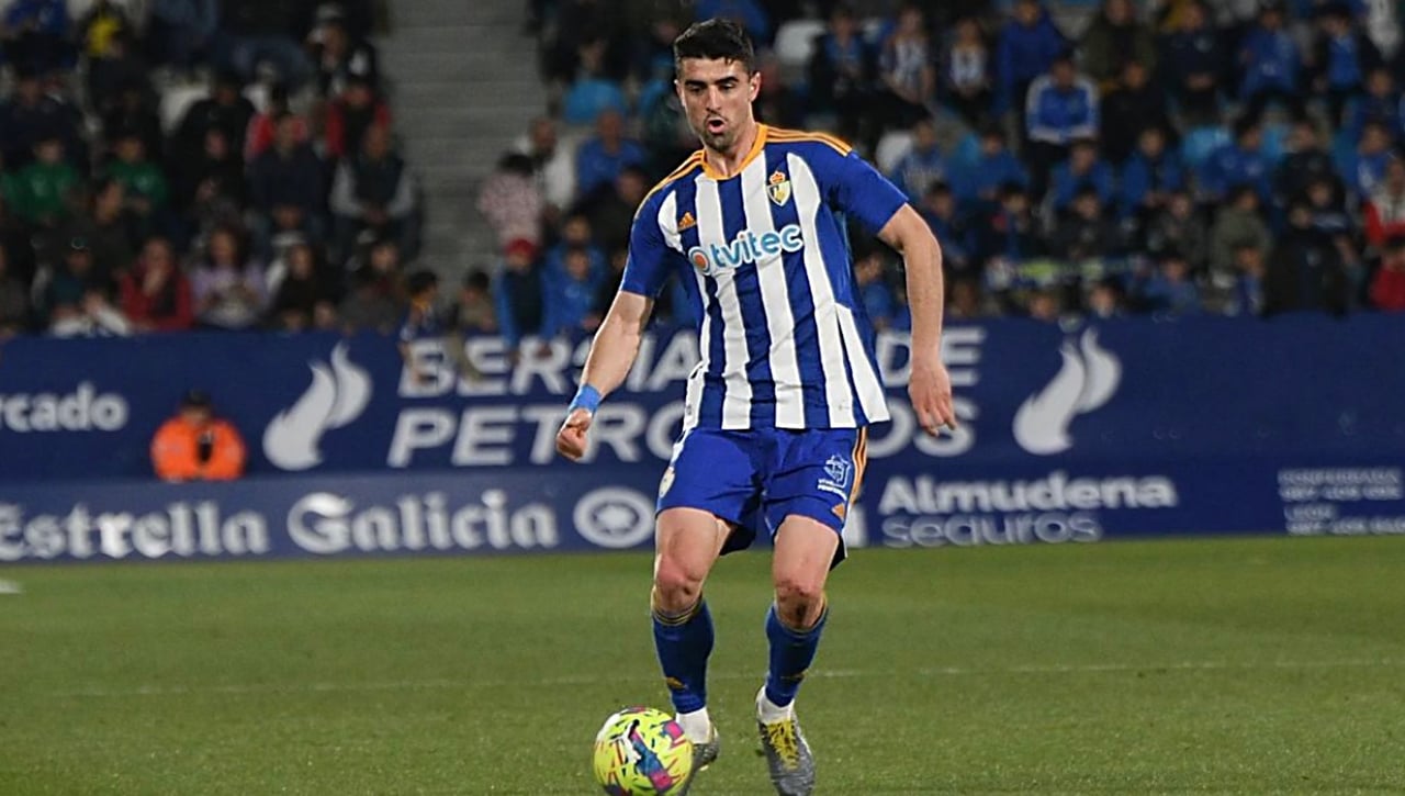 El Zaragoza se cruza en el objetivo de Sporting y Valladolid