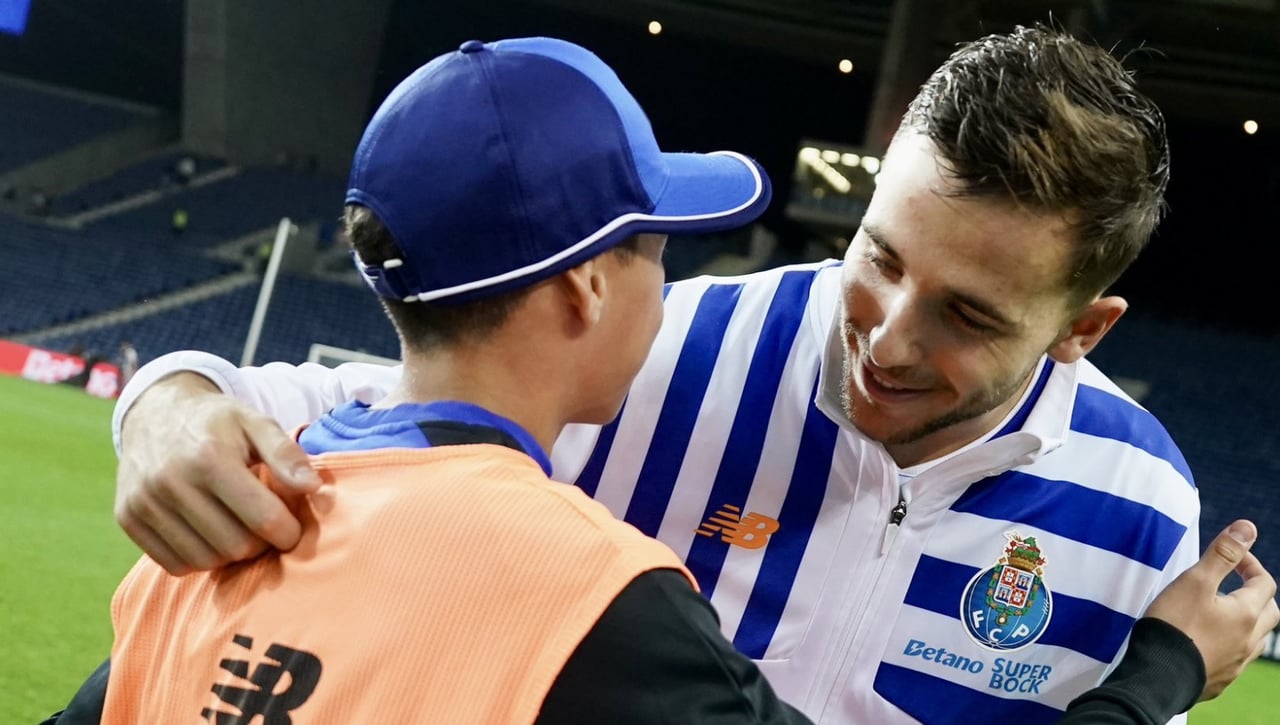 Nico, 'recogepelotas' en Oporto