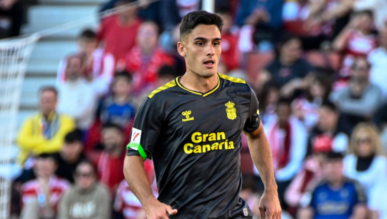 Osasuna se interesa en el lateral izquierdo Sergi Cardona