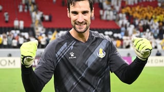 Sergio Rico explica su marcha