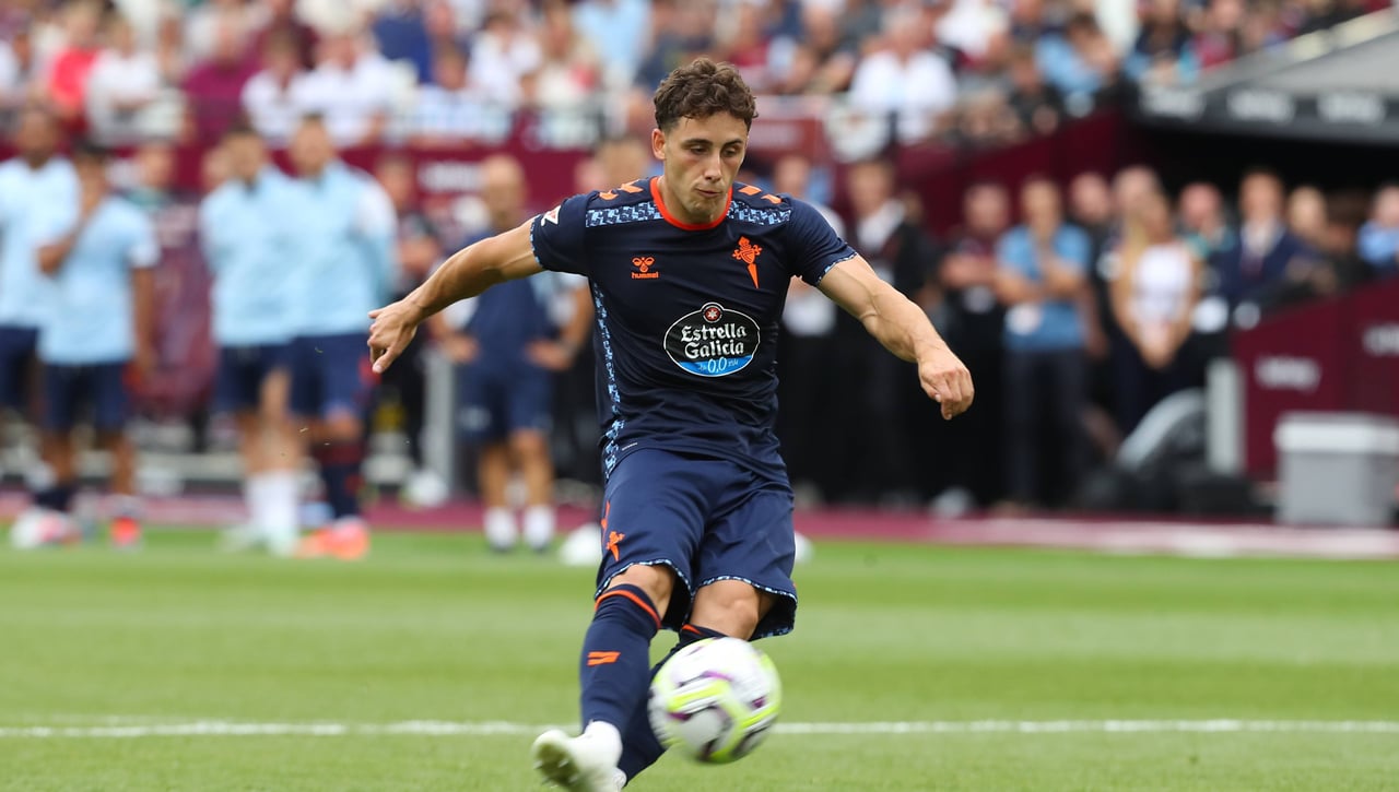 Admite que rompió a llorar al saber que se quedaba en el Celta 