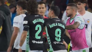 El acta arbitral señala a Chimy Ávila por la tangana final en el Valencia-Betis: "No se pudo localizar"  
