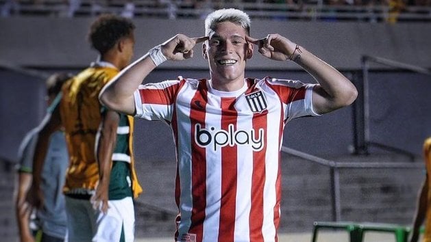 La llave del 'bombazo' del Villarreal la tiene el argentino Rollheiser