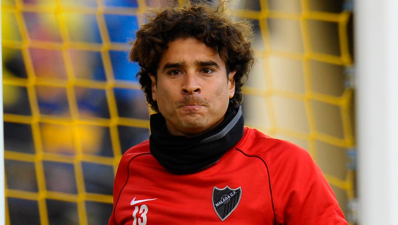 Oferta para el fichaje de Memo Ochoa