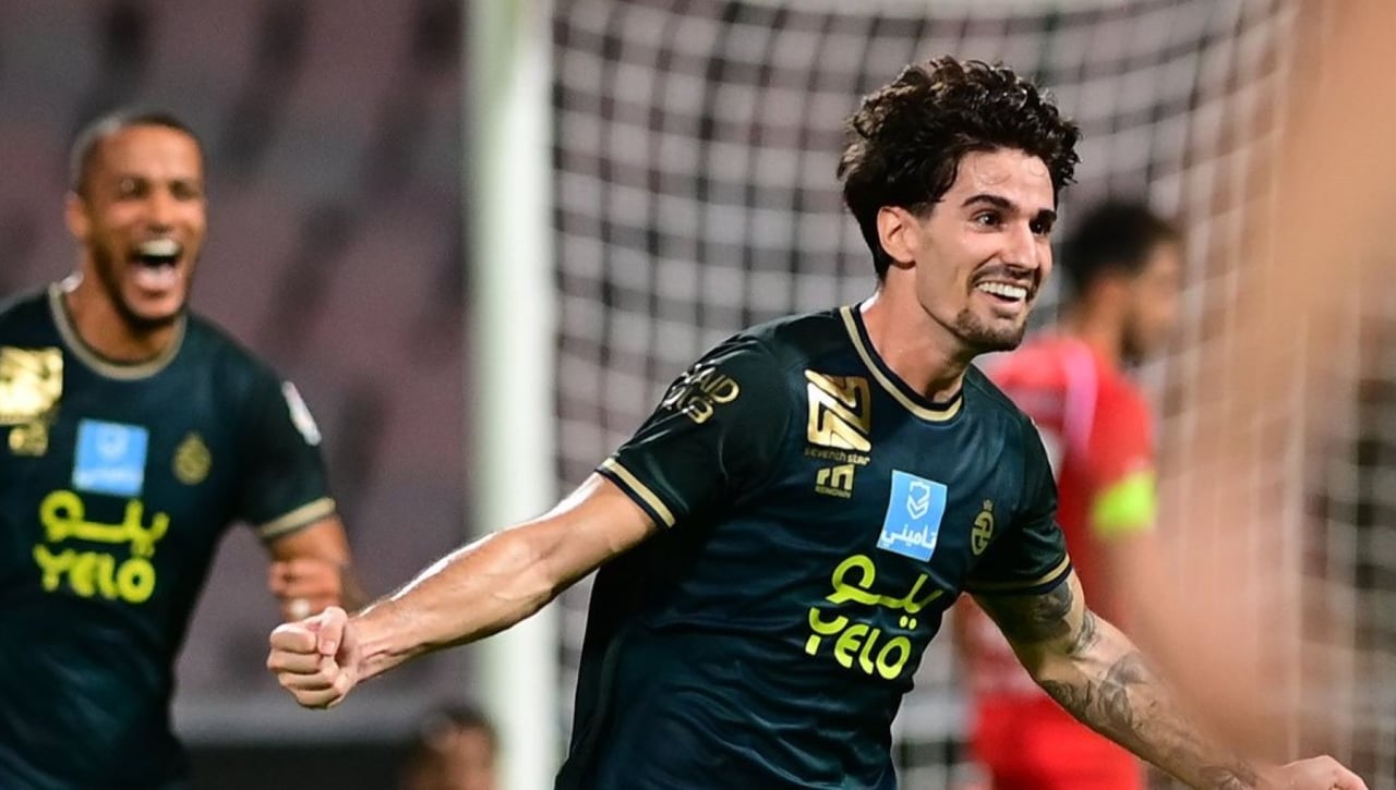 Dispara su caché y el Betis no le quita ojo