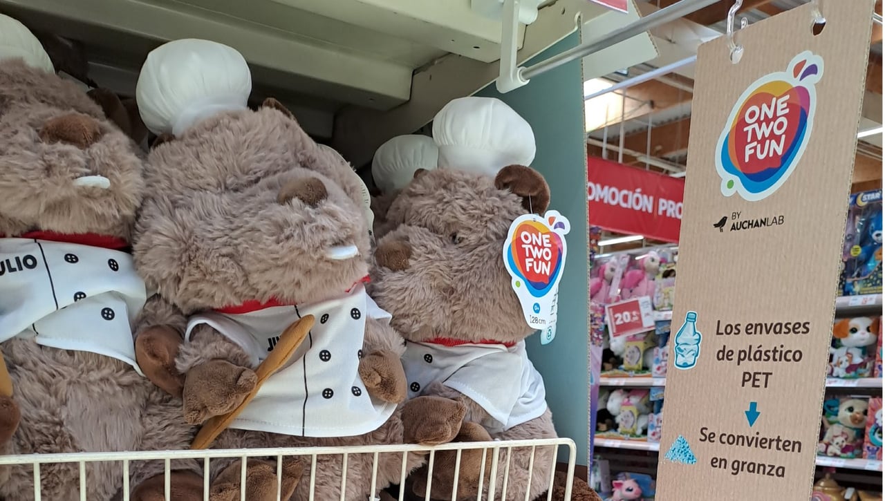 La fundación CRIS contra el cáncer recibe más de 113.500 euros por parte de Alcampo para la investigación del cáncer infantil