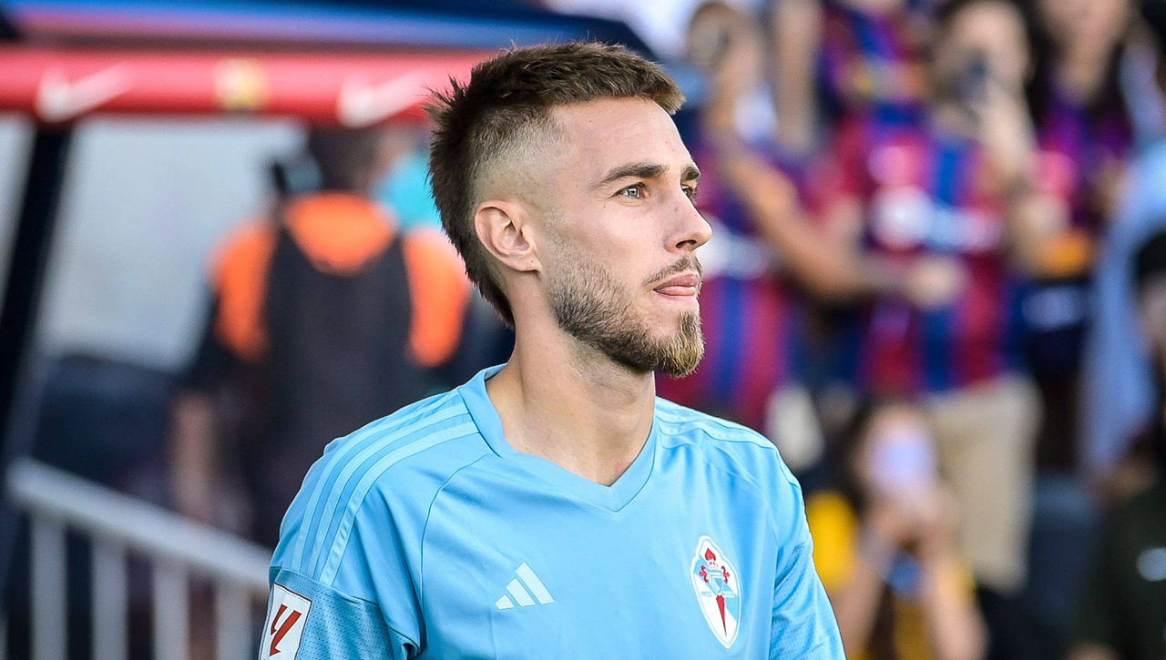 Mingueza se queda sin la titularidad en la Selección española que es para Pedro Porro