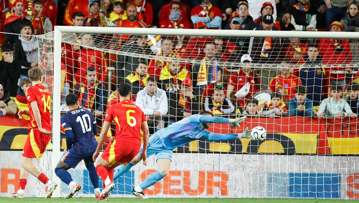 Unai Simón se lamenta