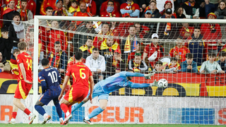 Unai Simón se lamenta