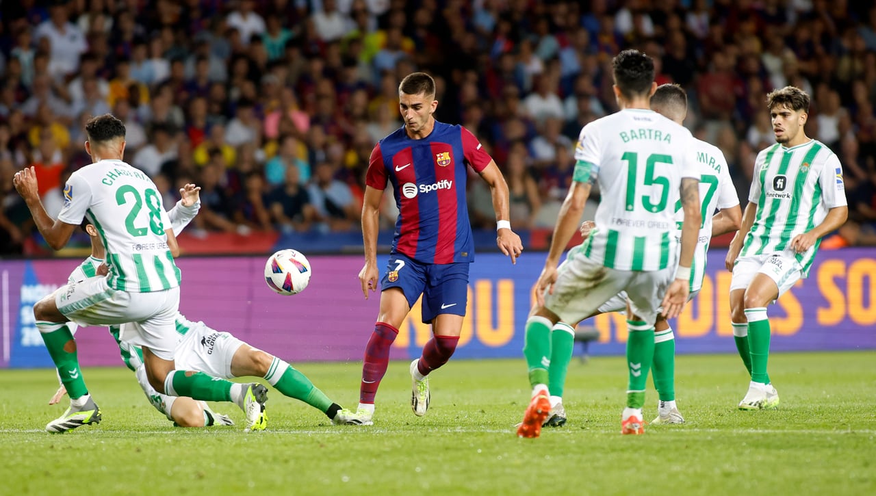 El 'ascenso' de Bartra y la nueva defensa del Betis 
