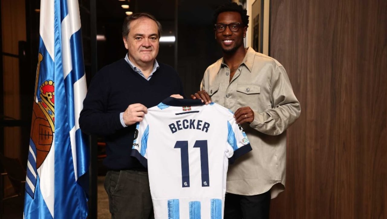 Oficial: Sheraldo Becker, nuevo jugador de la Real Sociedad