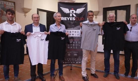 El Sevilla no se olvida de Reyes y participará en la ReyesCup