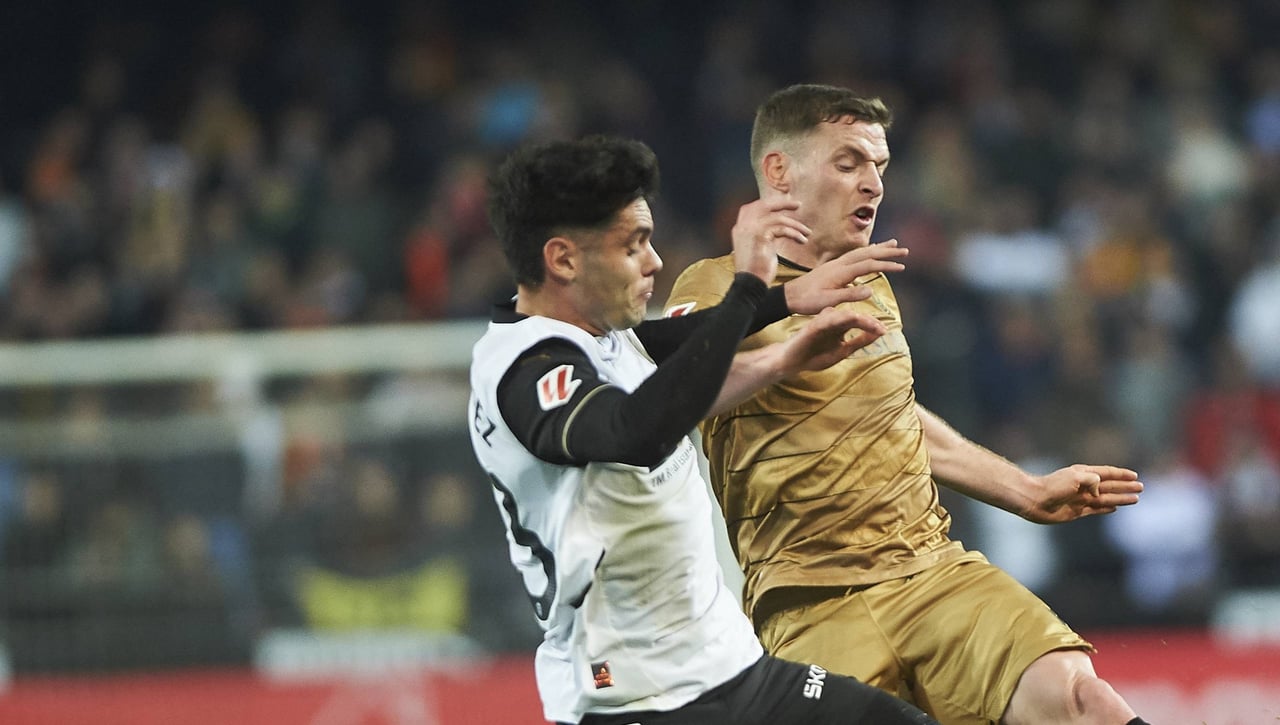 El Valencia toma una decisión con un canterano