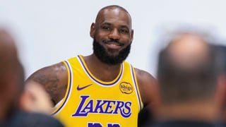 LeBron James decide hundirse al final 