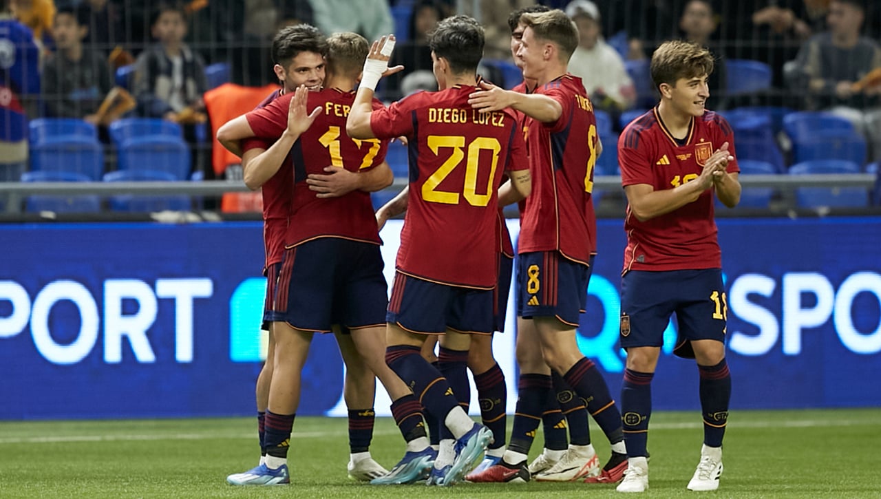 Kazajistán 0-4 España: Festival valencianista en 'La Rojita'