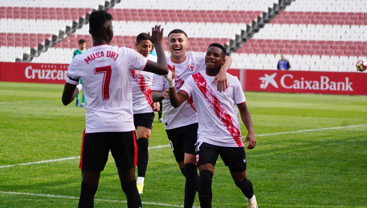 Lista de 23 para Vallecas, con los señalados y la gran sensación del Sevilla Atlético