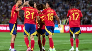 Bulgaria 0-3 España: 'La Roja' se divierte en la vuelta de Carvajal y Rodri