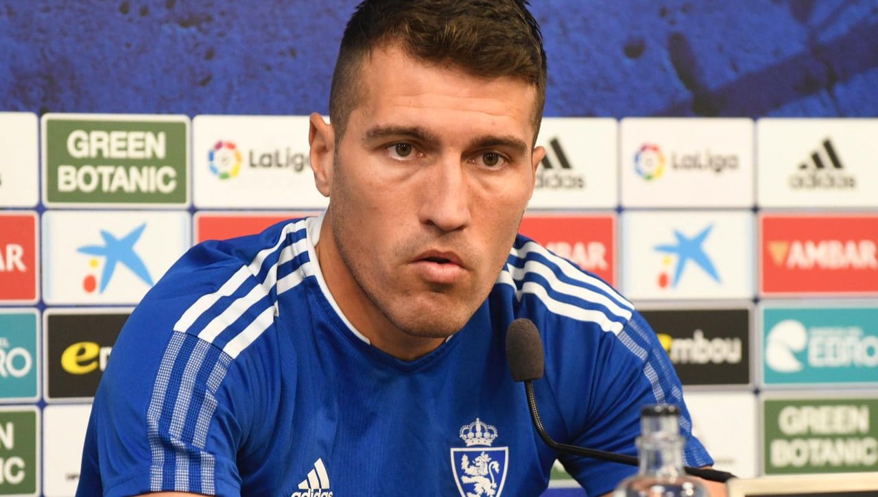 Zapater abandona el Zaragoza y medita la retirada