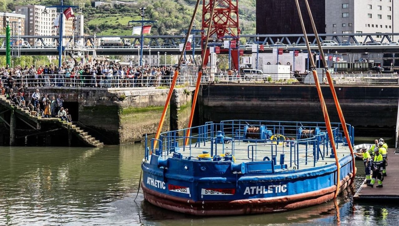 Bilbao hace su agosto con la gabarra
