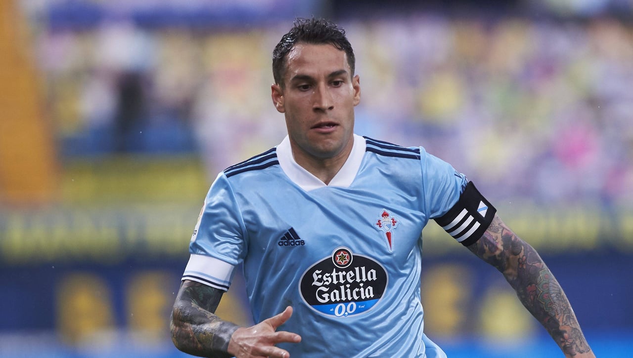 Hugo Mallo, ex del Celta, valora fichar por un modesto club de Galicia