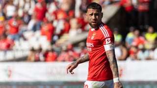 Vuelve a la carga por Otamendi 