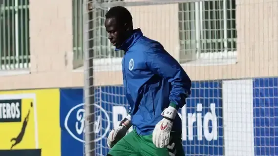 El escalofriante relato de Cheikh Sarr tras el incidente racista que vivió en Primera RFEF