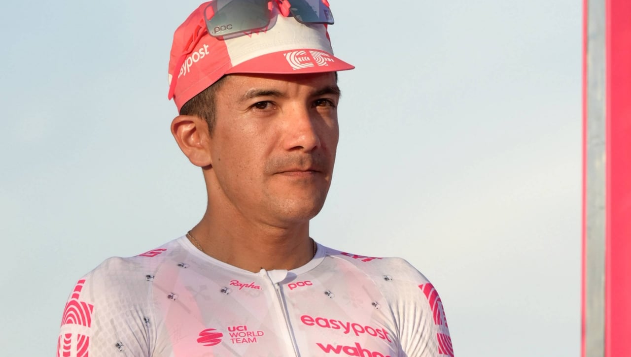 Richard Carapaz presenta su renuncia