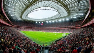 Duras críticas a la "censura" de LaLiga en el apoyo del Athletic a Palestina 