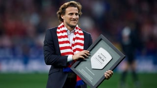 Grave susto para Diego Forlán que está hospitalizado