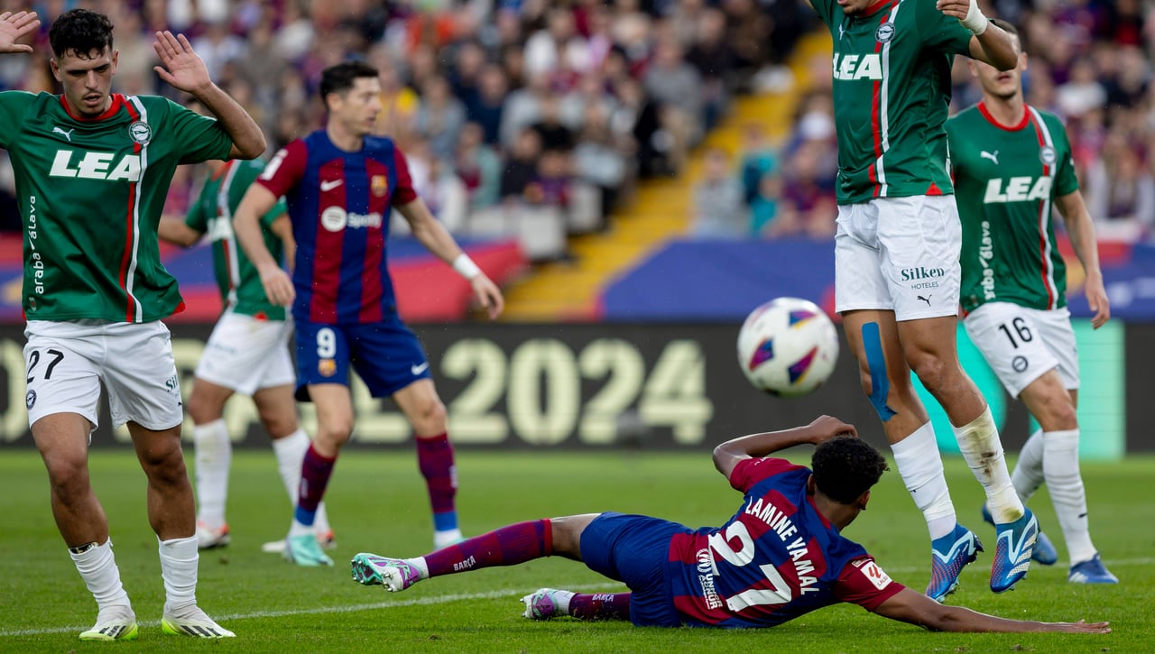 Lamine Yamal paga los platos rotos de un Barça en el alambre