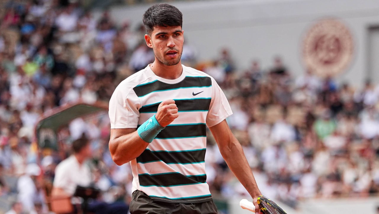 Carlos Alcaraz, a semifinales sin sudar