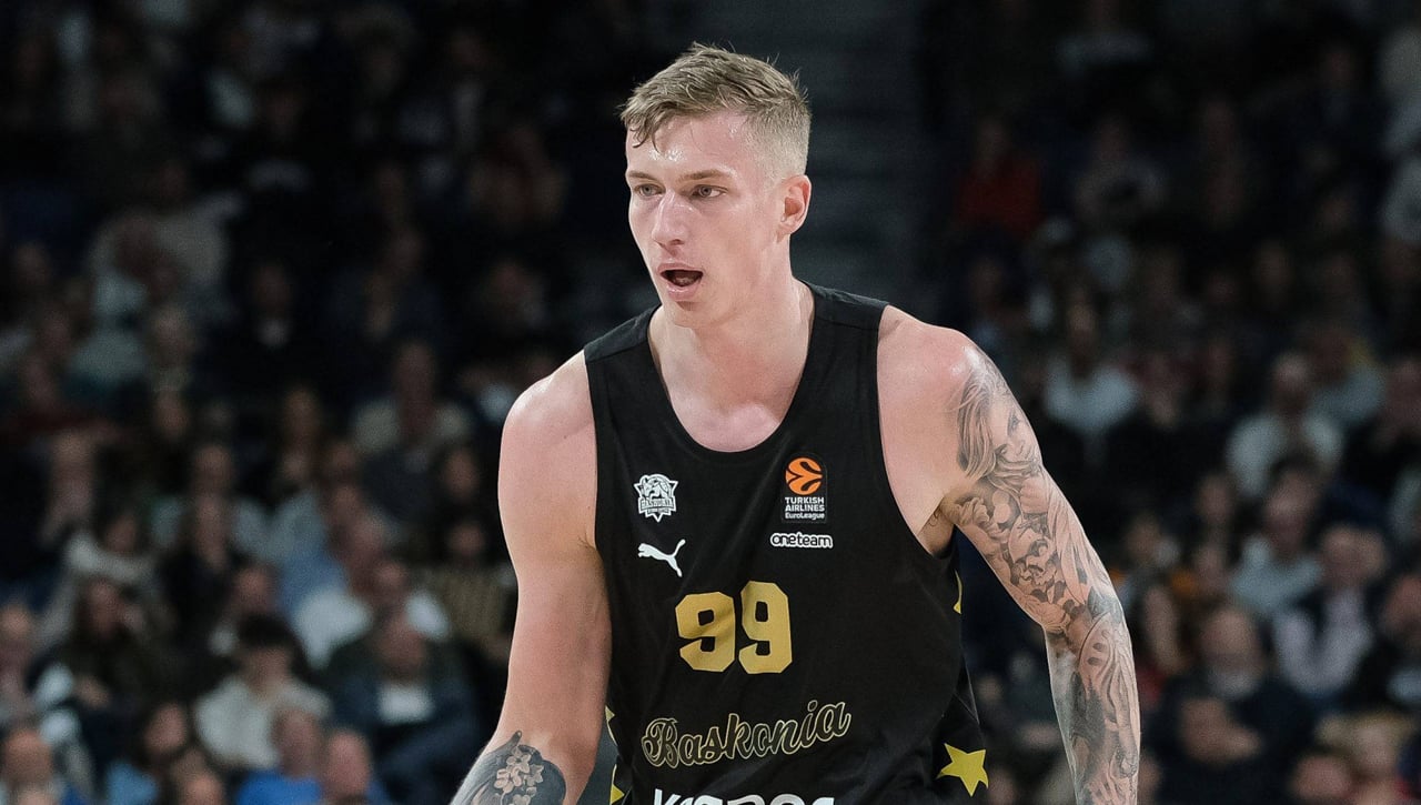 Presenta su renuncia y obliga al Baskonia a fichar inmediatamente