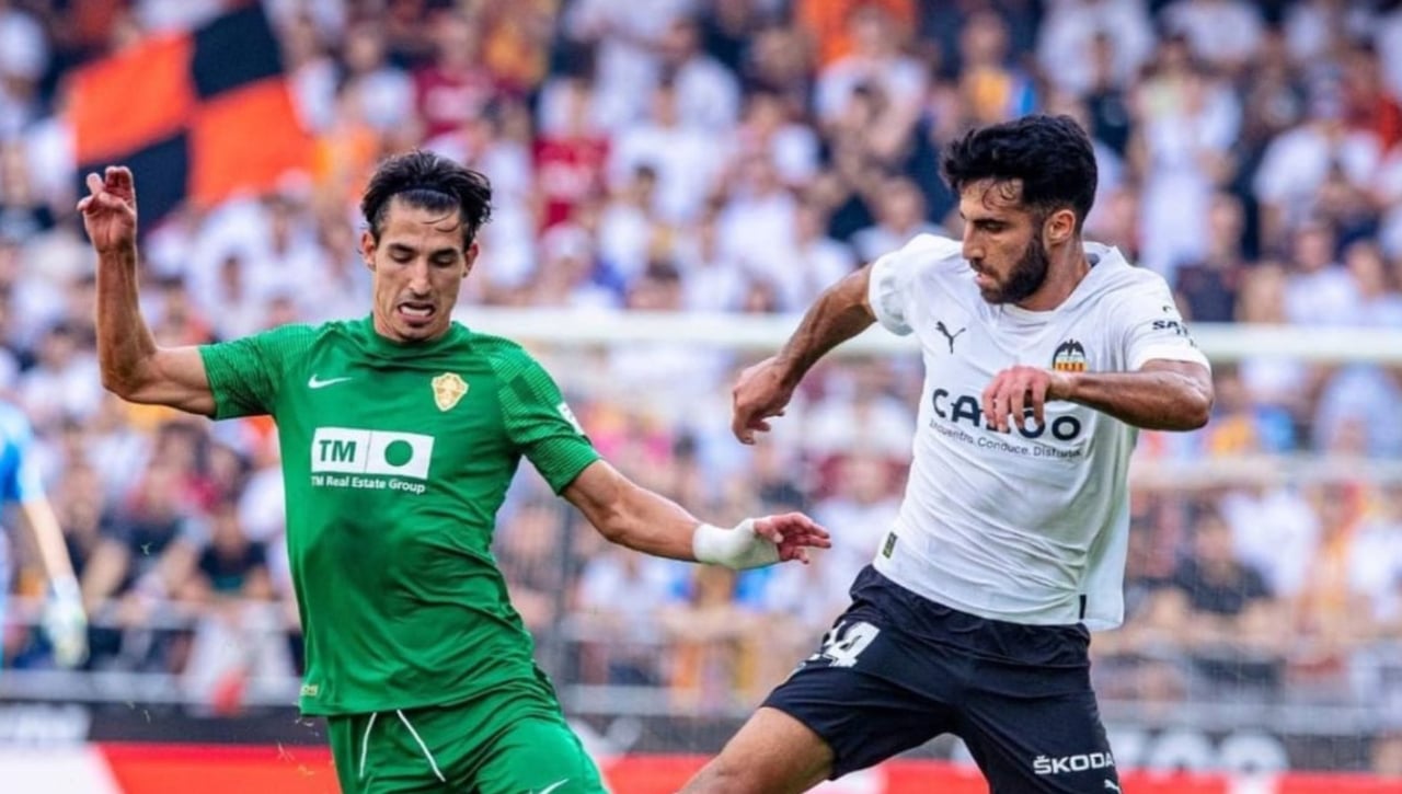 Paso atrás por Cömert